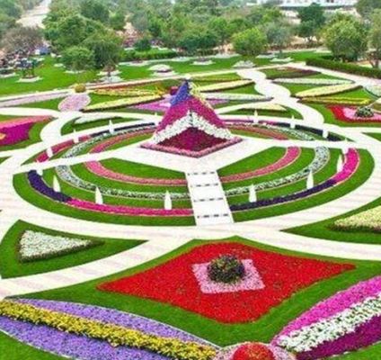 Цветна башта Керманшах, огромна слика на земљи