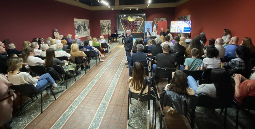 Одржана трибина и отворена изложба Културно наслеђе Ирана и Србије