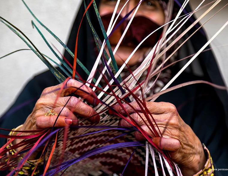 Ткање асура, стварање уметничких и практичних дела од биљних влакана